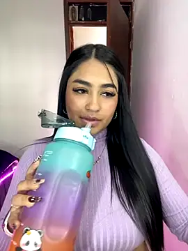 Charlotte cutee18 online show from October 29, 2025, 8:32 pm