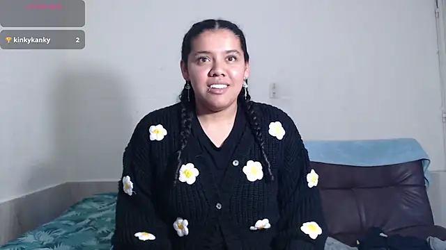 agata 22 online show from December 17, 2025, 4:18 am