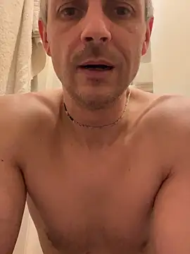 Snapshot of Arthur2288@xh chatting on February 2, 2026, 5:44 pm Arthur2288xh online show from February 2, 2026, 5:44 pm