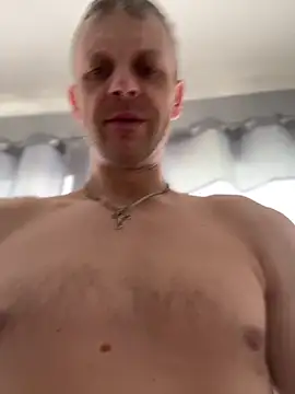 Snapshot of Arthur2288@xh chatting on February 24, 2026, 12:47 pm Arthur2288xh online show from February 24, 2026, 12:47 pm