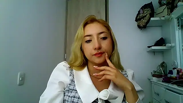 Barbie girl 69 online show from December 3, 2025, 8:51 pm