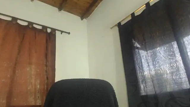 Snapshot of Alejagrantx chatting on December 6, 2024, 5:00 pm Alejagrantx online show from December 6, 2024, 5:00 pm