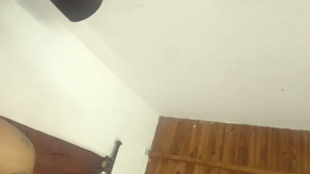 Snapshot of Alejagrantx chatting on March 10, 2025, 12:48 pm Alejagrantx online show from March 10, 2025, 12:48 pm