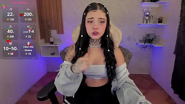 Snapshot of mia_catt05 chatting on January 28, 2025, 6:05 am mia catt05 online show from January 28, 2025, 6:05 am