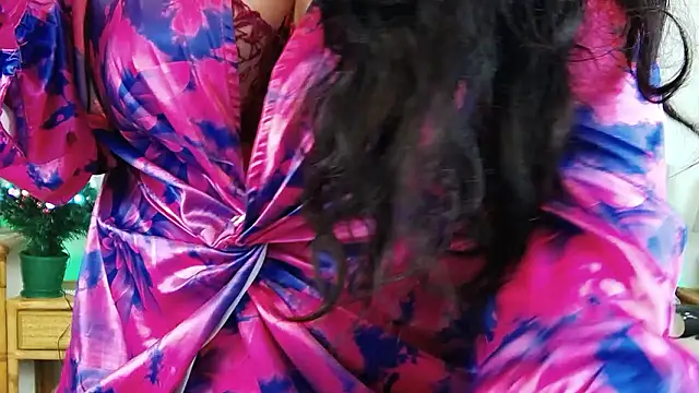 EllenGrace online show from December 24, 2024, 2:10 am