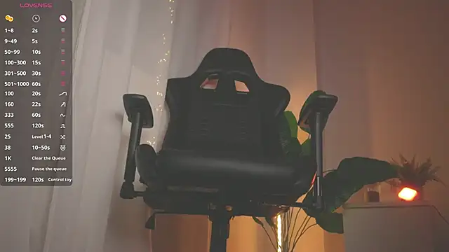 BellaGiaxx online show from January 8, 2025, 6:20 pm