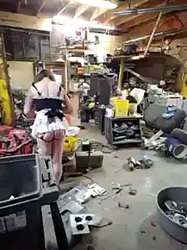 Snapshot of cdressupdiva chatting on February 6, 2025, 2:48 pm cdressupdiva online show from February 6, 2025, 2:48 pm