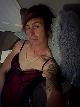 cdressupdiva online show from February 15, 2026, 11:30 am