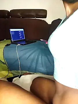 Snapshot of The-Peach-Flexer chatting on January 17, 2026, 9:51 pm The-Peach-Flexer online show from January 17, 2026, 9:51 pm