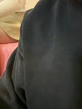 POCARI SWEAT online show from November 9, 2025, 5:28 am