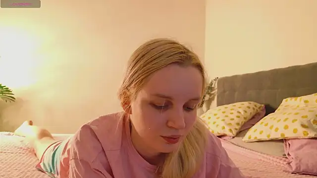 Snapshot of Beatrica_Klein chatting on May 16, 2026, 3:00 pm Beatrica Klein online show from May 16, 2026, 3:00 pm