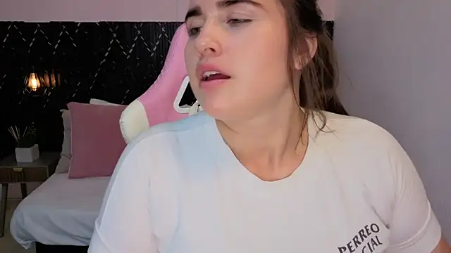 Aabby lee online show from February 20, 2026, 5:57 pm