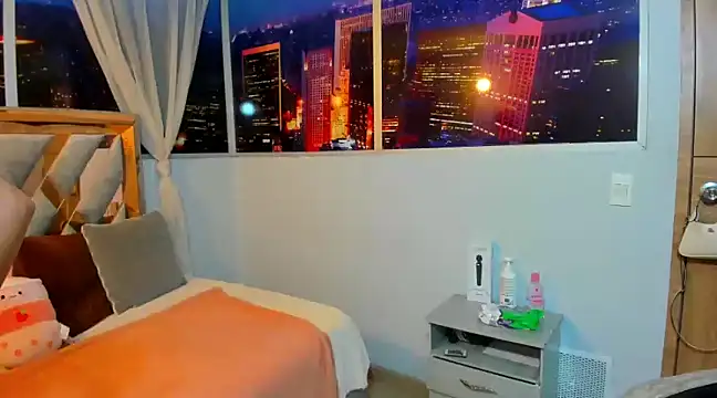 Snapshot of Kendall_Sophy chatting on January 27, 2025, 7:35 pm Kendall Sophy online show from January 27, 2025, 7:35 pm