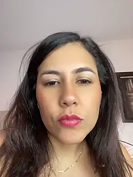 manuela star online show from May 21, 2026, 1:40 pm