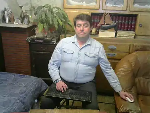 Snapshot of sympatrique chatting on March 11, 2025, 5:46 pm sympatrique online show from March 11, 2025, 5:46 pm