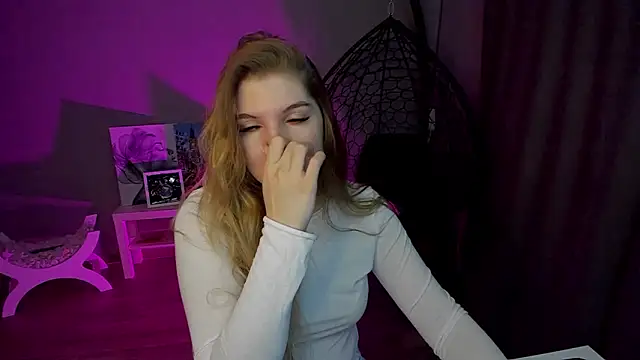 lily williamss online show from February 3, 2026, 12:20 am