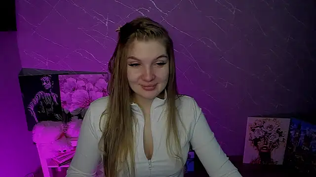 Snapshot of lily_williamss chatting on May 15, 2026, 11:01 pm lily williamss online show from May 15, 2026, 11:01 pm