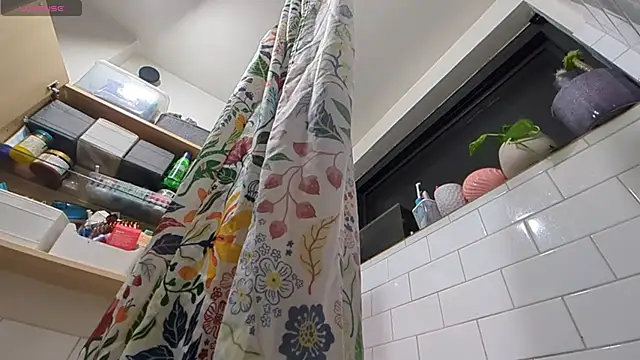 Snapshot of bukkakebae1 chatting on February 25, 2025, 11:30 am bukkakebae1 online show from February 25, 2025, 11:30 am