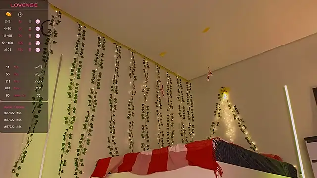 Alicia x art online show from December 23, 2024, 4:33 am