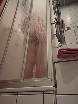 Snapshot of Bennyben8604 chatting on December 14, 2024, 8:51 pm Bennyben8604 online show from December 14, 2024, 8:51 pm