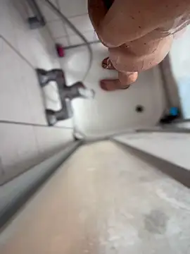 Snapshot of Bennyben8604 chatting on April 13, 2026, 10:54 am Bennyben8604 online show from April 13, 2026, 10:54 am