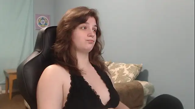 TreeJeanne online show from January 10, 2025, 5:56 pm