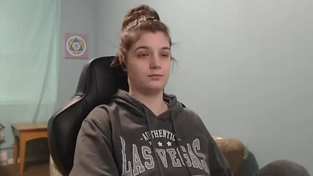 TreeJeanne online show from March 11, 2025, 8:09 pm