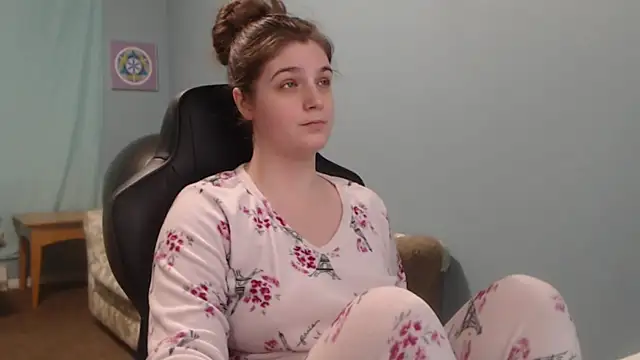 TreeJeanne online show from March 14, 2025, 5:16 am