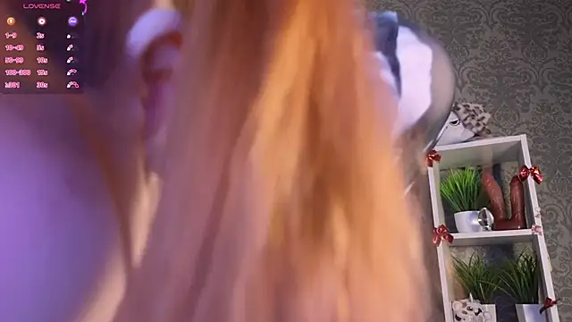 Snapshot of hannah_lourens chatting on January 10, 2025, 2:34 pm hannah lourens online show from January 10, 2025, 2:34 pm