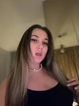 Snapshot of babyyboomm chatting on February 16, 2025, 10:21 pm babyyboomm online show from February 16, 2025, 10:21 pm