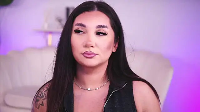 Snapshot of babyyboomm chatting on June 1, 2026, 3:03 pm babyyboomm online show from June 1, 2026, 3:03 pm