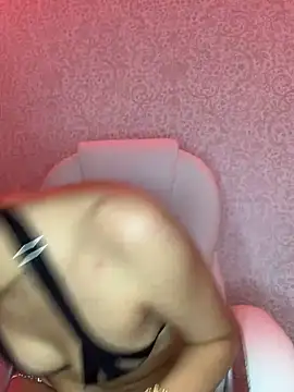  Aura- online show from February 19, 2025, 3:39 am