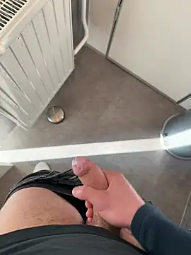 Siggidc2n online show from March 19, 2026, 7:12 am