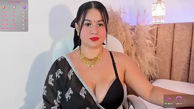 miahkumar online show from November 29, 2025, 6:44 pm