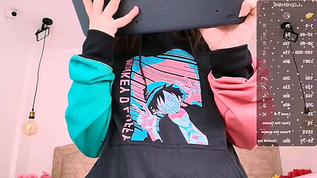 Snapshot of Purplee_Baby chatting on December 5, 2024, 8:22 pm Purplee Baby online show from December 5, 2024, 8:22 pm