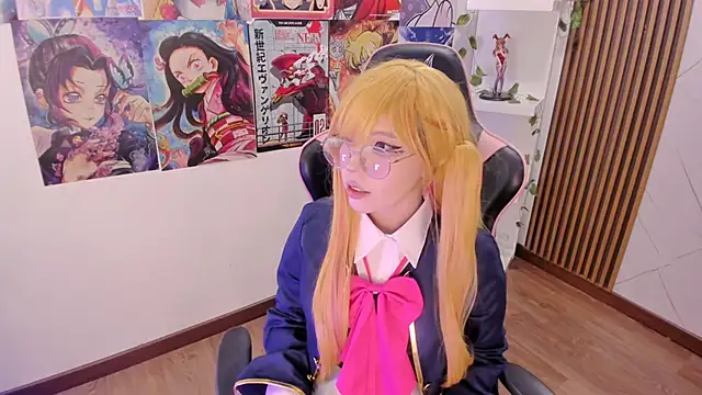 Snapshot of Purplee_Baby chatting on February 2, 2025, 9:45 pm Purplee Baby online show from February 2, 2025, 9:45 pm