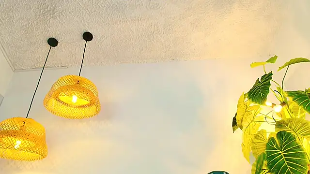 Snapshot of Purplee_Baby chatting on March 14, 2025, 11:43 pm Purplee Baby online show from March 14, 2025, 11:43 pm