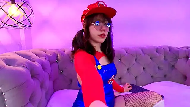 Snapshot of Purplee_Baby chatting on March 16, 2025, 9:16 pm Purplee Baby online show from March 16, 2025, 9:16 pm