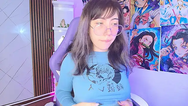 Snapshot of Purplee_Baby chatting on September 24, 2025, 8:01 pm Purplee Baby online show from September 24, 2025, 8:01 pm