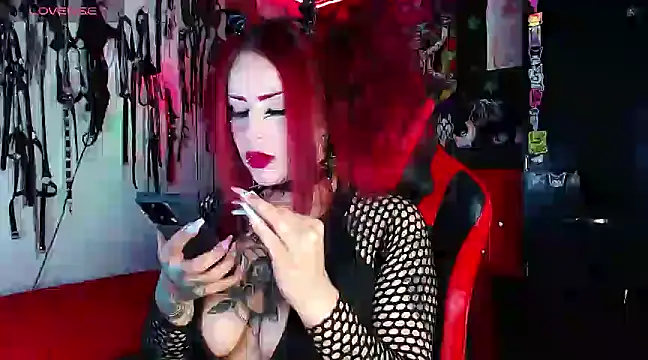 Snapshot of jannaink_ chatting on January 7, 2025, 11:24 pm jannaink  online show from January 7, 2025, 11:24 pm