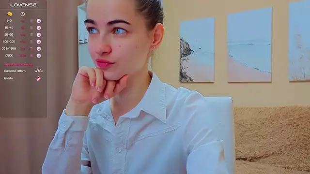 AstoriyaNight online show from October 12, 2025, 4:22 am