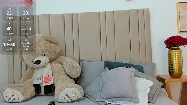 izadii online show from September 9, 2025, 9:14 pm