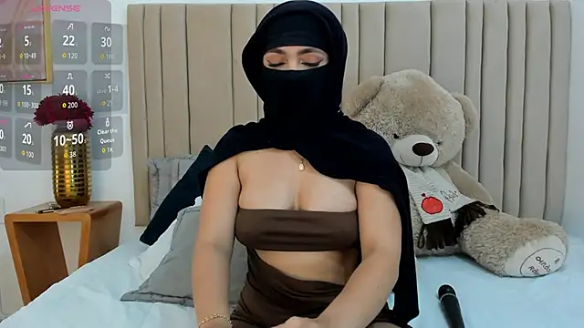 izadii online show from November 10, 2025, 6:40 pm