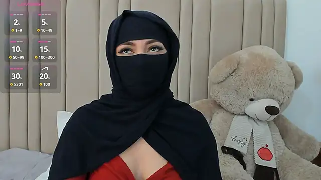 izadii online show from February 3, 2026, 7:08 pm