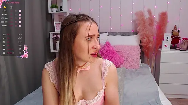 Snapshot of PornoGirlX chatting on February 5, 2025, 5:09 am PornoGirlX online show from February 5, 2025, 5:09 am