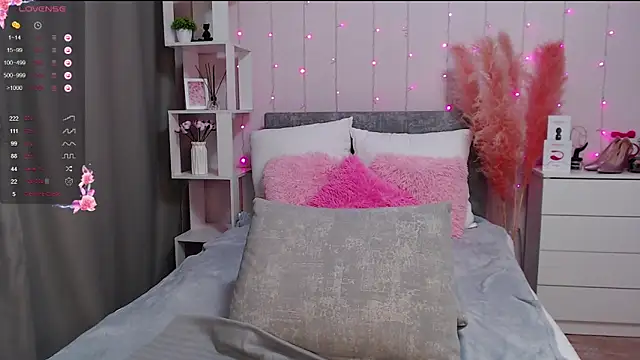 Snapshot of PornoGirlX chatting on February 26, 2025, 10:31 pm PornoGirlX online show from February 26, 2025, 10:31 pm