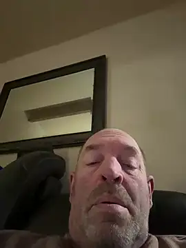 Snapshot of TXCowboy420 chatting on February 19, 2025, 1:40 am TXCowboy420 online show from February 19, 2025, 1:40 am