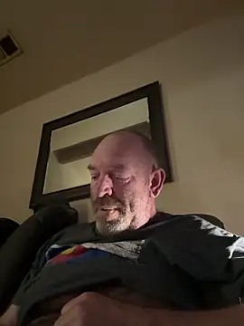 Snapshot of TXCowboy420 chatting on March 15, 2025, 2:35 am TXCowboy420 online show from March 15, 2025, 2:35 am