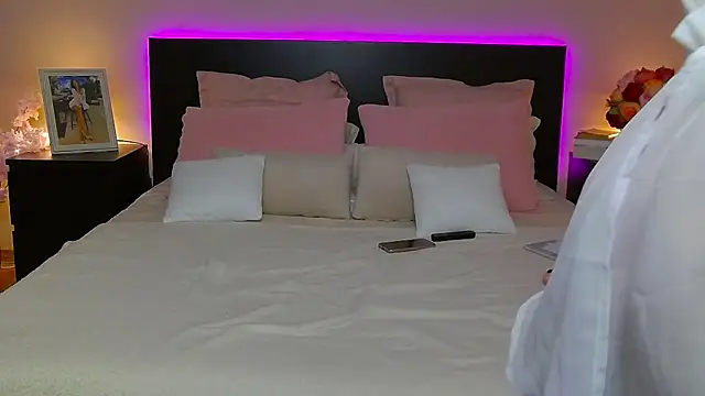 Snapshot of AyanaJoy chatting on January 10, 2026, 8:21 pm AyanaJoy online show from January 10, 2026, 8:21 pm