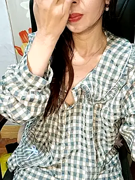 Blythe 69 online show from October 24, 2025, 11:45 pm